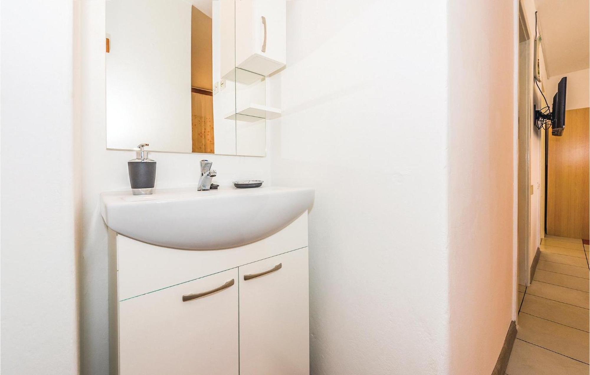 Beautiful Apartment In Jadrija With Kitchen Dış mekan fotoğraf